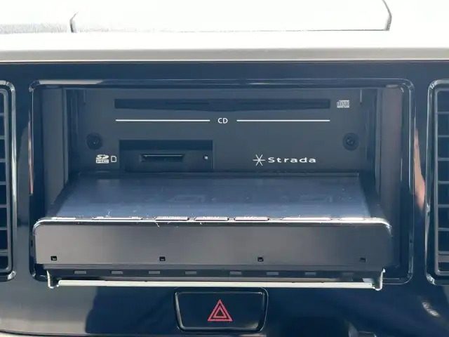 日産 デイズ ルークス X 京都府 2018(平30)年 4.8万km ホワイトパール (株)IDOMが運営する【じしゃロン伏見店】の自社ローン対象車両になります。こちらは現金ご利用時の価格です。自社ローンご希望の方は別途その旨お申付け下さい。/社外ナビ＜CN-E300D＞/(ワンセグTV/Bluetooth/CD)/バックカメラ/アラウンドビューモニター/アイドリングストップ/電格ミラー/プッシュスタート/片側パワースライドドア/前後コーナーセンサー/衝突軽減システム