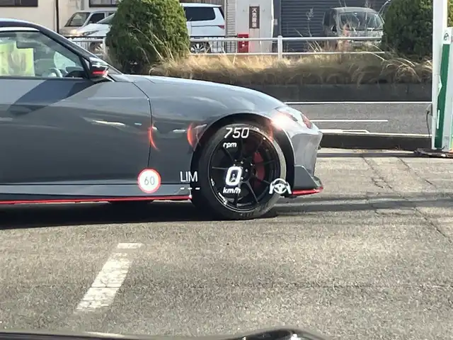 メルセデス・ベンツ Ｍ・ベンツ Ｃ２２０ｄ アバンギャルド　AMGライン 三重県 2023(令5)年 2.9万km グレー ♪AMGライン/♪ISG搭載モデル/♪ターボ/パワートランク/ディスプレイメーター/ヘッドアップディスプレイ/ブルメスターサウンド/♪運転支援/ ・アクティブブレーキアシスト/ ・アクティブレーンキーピングアシスト/ ・ブラインドスポットアシスト/ ・トラフィックサインアシスト/ ・パーキングアシスト/ ・アクティブストップ&ゴーアシスト/ ・アダプティブクルーズコントロール/♪純正11.9インチ縦型ナビ/ ・Apple Car Play/ ・Android Auto/ ・DTV・Bluetooth・USB/♪全方位カメラ/♪バックカメラ/♪純正18インチAW(AMG)/♪スマートキー×2/♪プッシュスタート/♪ハーフレザーシート/♪前席パワーシート(メモリ付き)/♪前席シートヒーター/♪LEDヘッドライト/♪オートライト/♪オートハイビーム/♪アイドリングストップ/♪革巻ステアリング/♪ステアリングスイッチ/♪パドルシフト/♪ウィンカーミラー/♪オートリトラクタブルミラー/♪フロアマット/♪プライバシーガラス/♪サイド/カーテンエアバック/♪横滑り防止機能/♪ETC