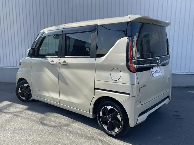 日産 ルークス HWS X プロパイロットED 大阪府 2020(令2)年 10万km フローズンバニラパール (株)IDOMが運営する【じしゃロン東大阪店】の自社ローン専用車両になりますこちらは現金またはオートローンご利用時の価格です。自社ローンご希望の方は別途その旨お申付け下さい/プロパイロット/アラウンドビューモニター/純正9インチSDナビ【MM320D-L】/(フルセグTV/CD/DVD/BT/USB/ラジオ/SD/SDREC)/両側パワースライドドア/エマージェンシーブレーキ/前後クリアランスソナー/アイドリングストップ/ドライブレコーダー/ビルトインETC2.0/インテリジェントキー/LEDヘッドライト/SOSコール/取説（車両・ナビ）＆保証書