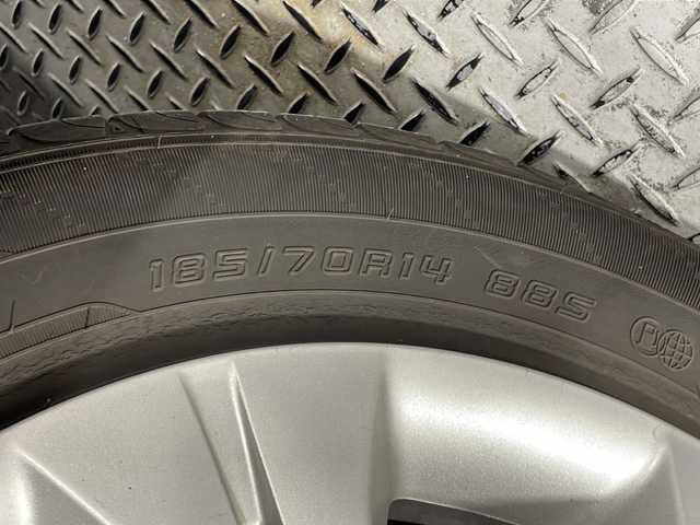 日産 ノート e－パワー X 広島県 2018(平30)年 4.9万km スーパーブラック 社外ナビ　/フルセグ　/レーンキープアシスト　/衝突軽減ブレーキ　/コーナーセンサー　/踏み間違い防止　/ＬＥＤヘッドランプ　/スマートキー　/Ｂｌｕｅｔｏｏｔｈ　/アイドリングストップ　/ETC　/ドライブレコーダー　/純正１４インチホイールキャップ/エアバック（運転席/助手席）