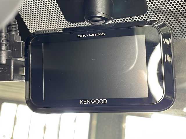 日産 ノート e－パワー X 広島県 2018(平30)年 4.9万km スーパーブラック 社外ナビ　/フルセグ　/レーンキープアシスト　/衝突軽減ブレーキ　/コーナーセンサー　/踏み間違い防止　/ＬＥＤヘッドランプ　/スマートキー　/Ｂｌｕｅｔｏｏｔｈ　/アイドリングストップ　/ETC　/ドライブレコーダー　/純正１４インチホイールキャップ/エアバック（運転席/助手席）