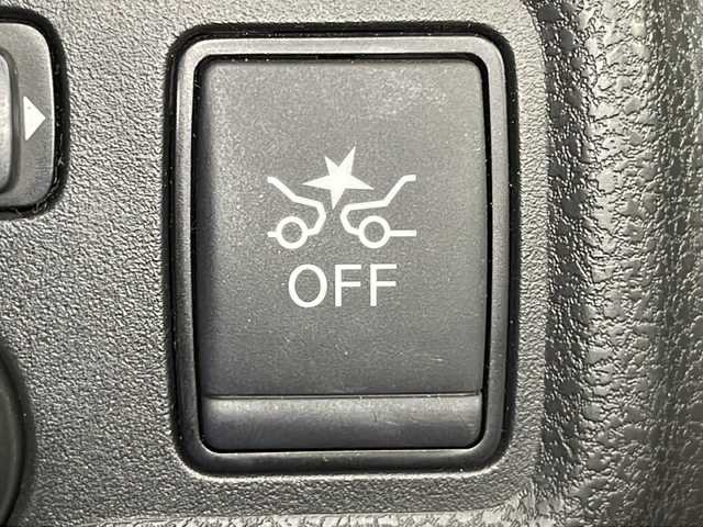 日産 ノート e－パワー X 広島県 2018(平30)年 4.9万km スーパーブラック 社外ナビ　/フルセグ　/レーンキープアシスト　/衝突軽減ブレーキ　/コーナーセンサー　/踏み間違い防止　/ＬＥＤヘッドランプ　/スマートキー　/Ｂｌｕｅｔｏｏｔｈ　/アイドリングストップ　/ETC　/ドライブレコーダー　/純正１４インチホイールキャップ/エアバック（運転席/助手席）