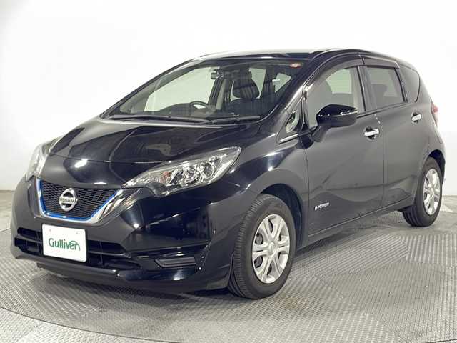 日産 ノート e－パワー X 広島県 2018(平30)年 4.9万km スーパーブラック 社外ナビ　/フルセグ　/レーンキープアシスト　/衝突軽減ブレーキ　/コーナーセンサー　/踏み間違い防止　/ＬＥＤヘッドランプ　/スマートキー　/Ｂｌｕｅｔｏｏｔｈ　/アイドリングストップ　/ETC　/ドライブレコーダー　/純正１４インチホイールキャップ/エアバック（運転席/助手席）