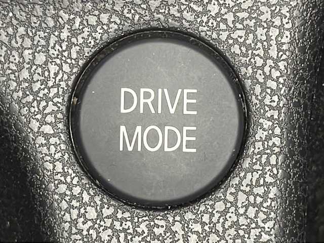 日産 ノート e－パワー X 広島県 2018(平30)年 4.9万km スーパーブラック 社外ナビ　/フルセグ　/レーンキープアシスト　/衝突軽減ブレーキ　/コーナーセンサー　/踏み間違い防止　/ＬＥＤヘッドランプ　/スマートキー　/Ｂｌｕｅｔｏｏｔｈ　/アイドリングストップ　/ETC　/ドライブレコーダー　/純正１４インチホイールキャップ/エアバック（運転席/助手席）