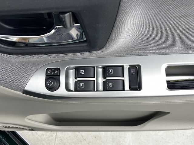 ダイハツ キャスト スタイル G リミテッド SAⅢ 鹿児島県 2019(平31)年 3.8万km ダークエメラルドマイカ 社外メモリナビ【CN-S300WD】/（Bluetooth/CD/DVD/フルセグTV）/パノラマビューモニター/前方ドライブレコーダー【DRY-ST1000】/ETC/シートヒーター【D+N席】/純正15インチアルミホイール/フロントフォグランプ/スマートキー/スマートアシスト３/レーンキープアシスト/オートマチックハイビーム/衝突被害軽減システム/誤発進抑制制御装置/先行車発進お知らせ機能