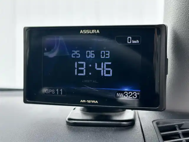 トヨタ アクア S 愛媛県 2016(平28)年 6.9万km ライムホワイトパールクリスタルシャイン CDプレイヤー/スペアキー/純正フロア/LEDオートライト/オートマッチクハイビーム/ETC/アイドリングストップ/USB/スマートキー/ABS/横滑り防止装置/衝突被害軽減システム/パワーウインドウ/パワーステアリング/Wエアバッグ