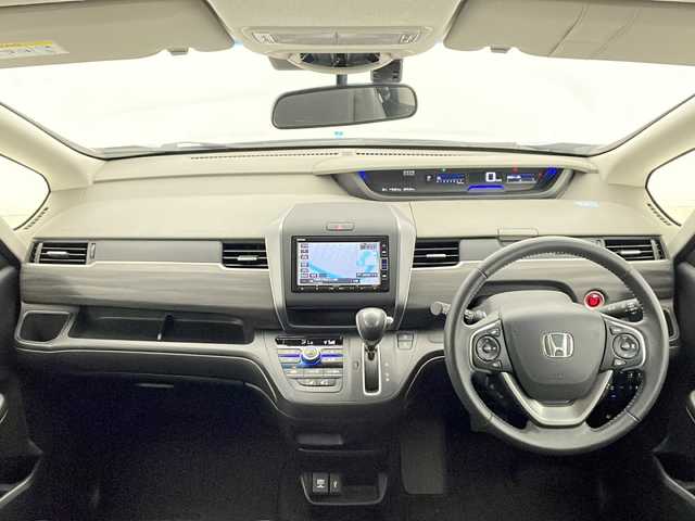ホンダ フリード＋ G 千葉県 2023(令5)年 1万km プレミアムクリスタルブルークリスタル 禁煙車/ホンダセンシング　/レーダークルーズコントロール/コーナーセンサー/Ｓパッケージ　/ハーフレザーシート　/シートヒーター　/両側パワースライドドア　/純正ナビ【VXM-234VFi】/CD/DVD/SD/BT/フルセグＴＶ　/バックカメラ　/ETC/ドライブレコーダー/ウインカーミラー/LEDオートライト/純正アルミホイール/プッシュスタート/スマートキー