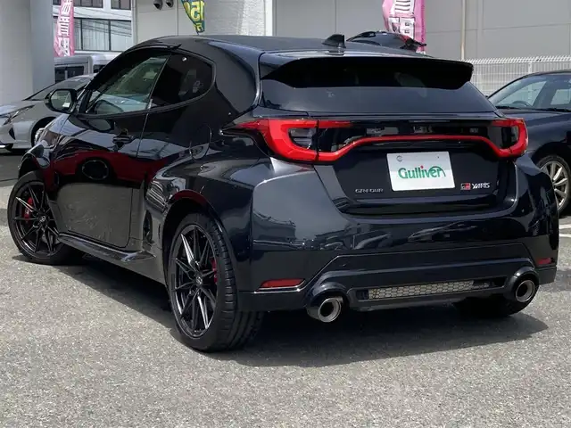 トヨタ ＧＲヤリス RZ ハイパフォーマンス 福岡県 2024(令6)年 0.3万km プレシャスブラックパール ワンオーナー/純正メーカーナビ/（フルセグTV/AM/FM/Bluetooth)/バックカメラ/iMT機能/モード変更４種類（カスタムモード、スポーツモード、ノーマルモード、エコモード）/レーダークルーズコントロール/アイドリングストップ/ビルトインETC/インタークーラースプレー/純正フロアマット/純正18インチホイール/コーナーセンサー/ハーフレザーシート/プッシュスタート/ウィンカーミラー/スマートキー/保証書/取扱説明書・ナビ取扱説明書/スペアキー