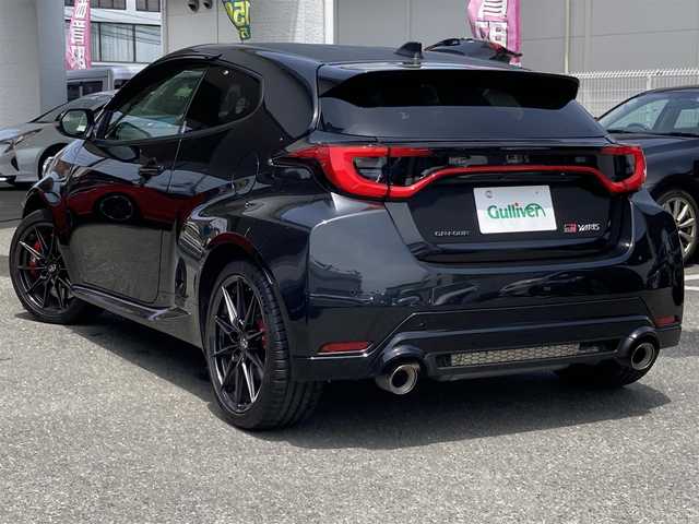 トヨタ ＧＲヤリス RZ ハイパフォーマンス 福岡県 2024(令6)年 0.3万km プレシャスブラックパール ワンオーナー/純正メーカーナビ/（フルセグTV/AM/FM/Bluetooth)/バックカメラ/iMT機能/モード変更４種類（カスタムモード、スポーツモード、ノーマルモード、エコモード）/レーダークルーズコントロール/アイドリングストップ/ビルトインETC/インタークーラースプレー/純正フロアマット/純正18インチホイール/コーナーセンサー/ハーフレザーシート/プッシュスタート/ウィンカーミラー/スマートキー/保証書/取扱説明書・ナビ取扱説明書/スペアキー