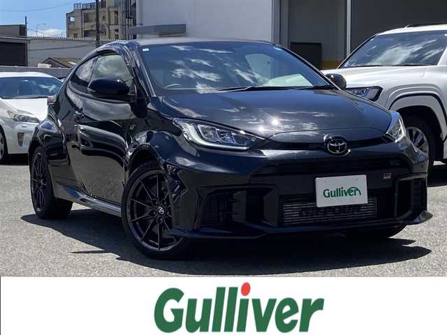 トヨタ ＧＲヤリス RZ ハイパフォーマンス 福岡県 2024(令6)年 0.3万km プレシャスブラックパール ワンオーナー/純正メーカーナビ/（フルセグTV/AM/FM/Bluetooth)/バックカメラ/iMT機能/モード変更４種類（カスタムモード、スポーツモード、ノーマルモード、エコモード）/レーダークルーズコントロール/アイドリングストップ/ビルトインETC/インタークーラースプレー/純正フロアマット/純正18インチホイール/コーナーセンサー/ハーフレザーシート/プッシュスタート/ウィンカーミラー/スマートキー/保証書/取扱説明書・ナビ取扱説明書/スペアキー
