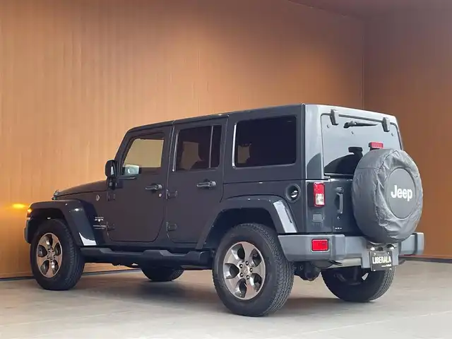 クライスラー・ジープ ジープ ラングラー アンリミテッド サハラ 愛知県 2018(平30)年 6.6万km グレー 社外ナビ /フルセグTV /CD/DVD再生 /Bluetooth /バックカメラ /オートライト/黒革シート /シートヒーター　/ヒルアシストコントロール /ETC /横滑り防止 /純正18インチアルミ　/背面タイヤ