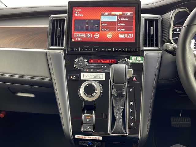 三菱 デリカＤ：５ P 鹿児島県 2023(令5)年 0.7万km アメジストブラック 純正10.1型ナビ/アラウンドビューモニター/フルセグ/ETC/ドライブレコーダー/e-Assist/・衝突軽減ブレーキ/・車線逸脱警報システム/・後側方車両検知警報システム/・誤発進抑制機能/・レーダークルーズコントロール/・オートマチックハイビーム/シートヒーター/パワーシート/ステアリングヒーター/両側パワースライドドア/パワーバックドア/パドルシフト/アイドリングストップ