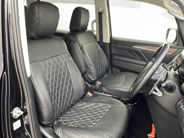 三菱 デリカＤ：５ P 鹿児島県 2023(令5)年 0.7万km アメジストブラック 純正10.1型ナビ/アラウンドビューモニター/フルセグ/ETC/ドライブレコーダー/e-Assist/・衝突軽減ブレーキ/・車線逸脱警報システム/・後側方車両検知警報システム/・誤発進抑制機能/・レーダークルーズコントロール/・オートマチックハイビーム/シートヒーター/パワーシート/ステアリングヒーター/両側パワースライドドア/パワーバックドア/パドルシフト/アイドリングストップ