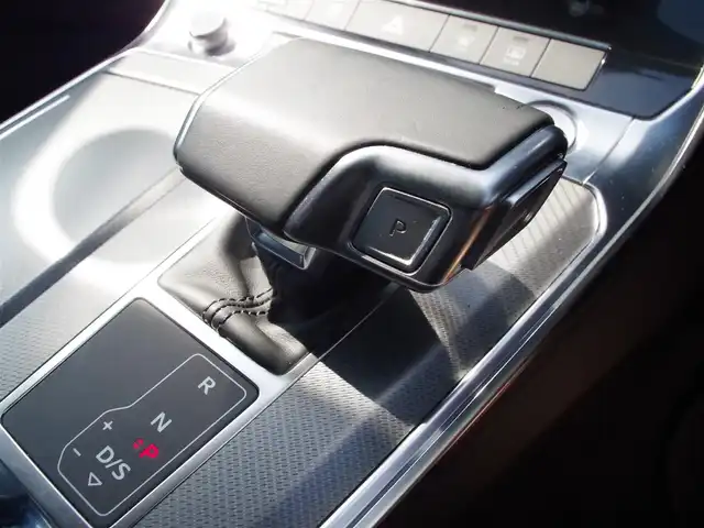 アウディ Ａ７ 埼玉県 2020(令2)年 3.6万km パール ブラックレザーシート/アダプティブクルーズコントロール/スポーツパッケージ/アシスタンスパッケージ/バーチャルコックピッ/ androidauto/ブラインドスポットモニター/全周囲カメラ/純正ナビ/ETC/フルセグ/置くだけ充電/スポーツサスペンション