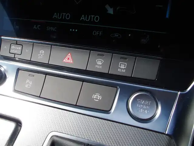 アウディ Ａ７ 埼玉県 2020(令2)年 3.6万km パール ブラックレザーシート/アダプティブクルーズコントロール/スポーツパッケージ/アシスタンスパッケージ/バーチャルコックピッ/ androidauto/ブラインドスポットモニター/全周囲カメラ/純正ナビ/ETC/フルセグ/置くだけ充電/スポーツサスペンション