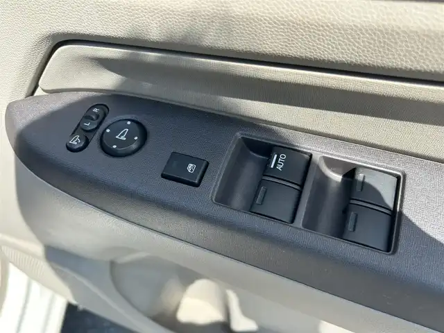 ホンダ Ｎ ＷＧＮ G 大阪府 2018(平30)年 4.1万km プレミアムホワイトパールⅡ ナビ　/Ｂｌｕｅｔｏｏｔｈ　/プッシュスタート　/スマートキー　/オートエアコン　/フロアーマット　/サイドバイザー　/アイドリングストップ