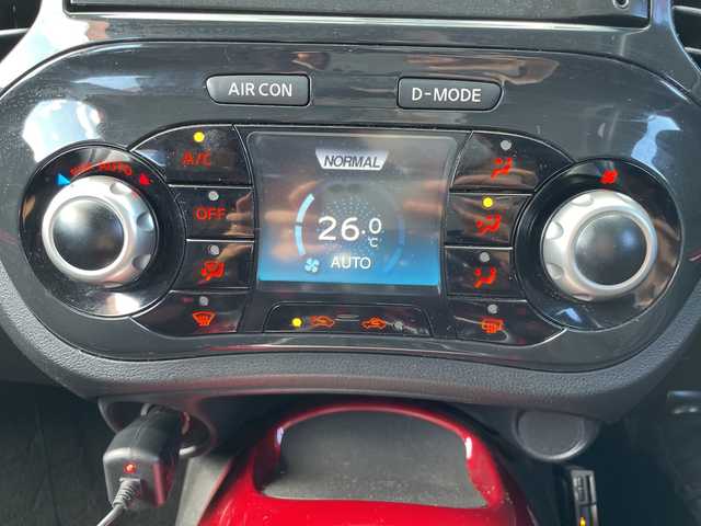 日産 ジューク 15RS タイプV 三重県 2012(平24)年 7.3万km ラディアントレッド 登録時72980km/禁煙車/純正7インチナビ(MP311D-W)/・フルセグ・Bluetooth・CD/DVD・AM/FM・SD/前方ドラレコ/バックカメラ/ETC/プッシュスタート/スマートキー/革巻きステアリング/フォグランプ/AUTOライト/電動格納ミラー/純正スチールホイール積込・サマータイヤ装着