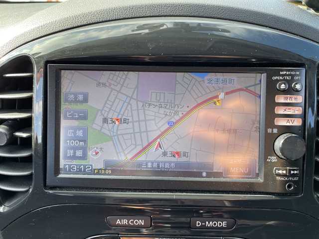 日産 ジューク 15RS タイプV 三重県 2012(平24)年 7.3万km ラディアントレッド 登録時72980km/禁煙車/純正7インチナビ(MP311D-W)/・フルセグ・Bluetooth・CD/DVD・AM/FM・SD/前方ドラレコ/バックカメラ/ETC/プッシュスタート/スマートキー/革巻きステアリング/フォグランプ/AUTOライト/電動格納ミラー/純正スチールホイール積込・サマータイヤ装着