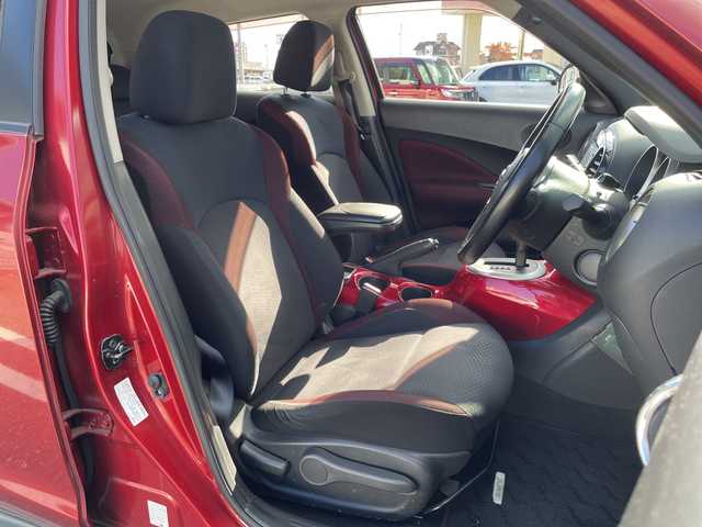 日産 ジューク 15RS タイプV 三重県 2012(平24)年 7.3万km ラディアントレッド 登録時72980km/禁煙車/純正7インチナビ(MP311D-W)/・フルセグ・Bluetooth・CD/DVD・AM/FM・SD/前方ドラレコ/バックカメラ/ETC/プッシュスタート/スマートキー/革巻きステアリング/フォグランプ/AUTOライト/電動格納ミラー/純正スチールホイール積込・サマータイヤ装着