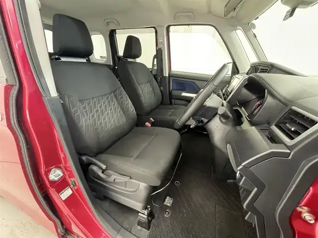 トヨタ ルーミー カスタムG 滋賀県 2020(令2)年 3.5万km ブラックマイカ/マゼンダベリーメタリック 社外ナビ/全方位カメラ/両側パワースライドドア/ドライブレコーダー/コーナーセンサー/後席用ヘッドレストモニターＤ＋Ｎ/前席シートヒーター/クルーズコントロール/ＬＥＤライト/オートハイビーム/レーンキープアシスト/プリクラッシュセーフティー/オートマチックハイビーム/オートライト