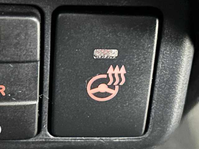 トヨタ シエンタ G クエロ 道央・札幌 2022(令4)年 5万km ブラックマイカ ・4WD/・寒冷地仕様/・トヨタセーフティセンス/・PCS/・LDA/・RSA/・LEDヘッドライト/・オートハイビーム/・オートライト/・両側パワースライドドア/・黒ハーフレザーシート/・シートヒーター（D/N）/・純正SDナビ（NSCN-W68）/　CD/SD/Bt/AUX/ワンセグ/・全方位カメラ/・社外360°ドライブレコーダー/・横滑り防止装置/・ステアリングヒーター/・プッシュスタート/・純正E/Gスターター/・保証書、取説（有）/・スペアキーｘ１