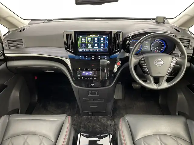 日産 エルグランド 250ハイウェイスター プレミアム 新潟県 2021(令3)年 4万km 黒 インテリジェント エマージェンシーブレーキ/純正フリップダウンモニター/ワンオーナー/純正10インチSDナビ/　　CD/DVD/Blu-ray/フルセグ/BT/SD/アラウンドビューモニター/両側パワースライドドア/パワーバックドア/インテリジェンスクルーズコントロール/LEDオートライト/レザーシート/オットマン/前席パワーシート/前席シートヒーター/純正18インチアルミホイール付/リアオートエアコン/リアサンシェード/デジタルインナーミラー/ブラインドスポットモニター/エンジンスタータ/スペアキー/スマートキー/ETC