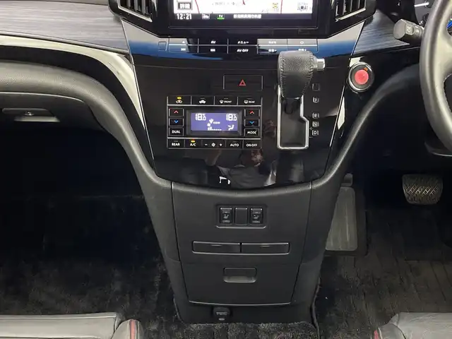 日産 エルグランド 250ハイウェイスター プレミアム 新潟県 2021(令3)年 4万km 黒 インテリジェント エマージェンシーブレーキ/純正フリップダウンモニター/ワンオーナー/純正10インチSDナビ/　　CD/DVD/Blu-ray/フルセグ/BT/SD/アラウンドビューモニター/両側パワースライドドア/パワーバックドア/インテリジェンスクルーズコントロール/LEDオートライト/レザーシート/オットマン/前席パワーシート/前席シートヒーター/純正18インチアルミホイール付/リアオートエアコン/リアサンシェード/デジタルインナーミラー/ブラインドスポットモニター/エンジンスタータ/スペアキー/スマートキー/ETC