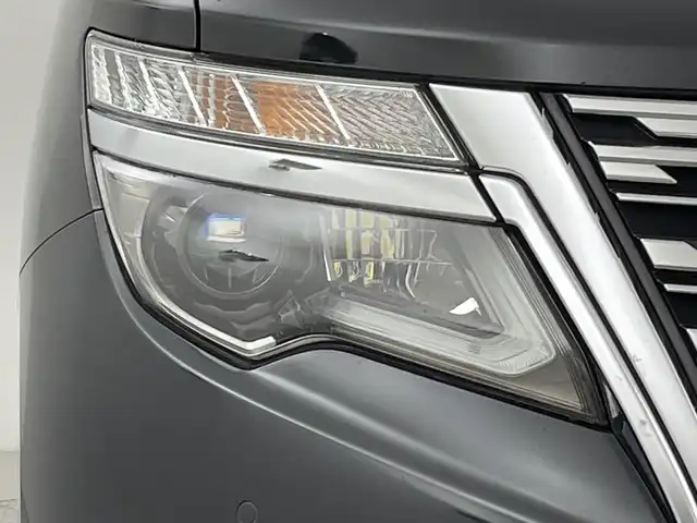 日産 エルグランド 250ハイウェイスター プレミアム 新潟県 2021(令3)年 4万km 黒 インテリジェント エマージェンシーブレーキ/純正フリップダウンモニター/ワンオーナー/純正10インチSDナビ/　　CD/DVD/Blu-ray/フルセグ/BT/SD/アラウンドビューモニター/両側パワースライドドア/パワーバックドア/インテリジェンスクルーズコントロール/LEDオートライト/レザーシート/オットマン/前席パワーシート/前席シートヒーター/純正18インチアルミホイール付/リアオートエアコン/リアサンシェード/デジタルインナーミラー/ブラインドスポットモニター/エンジンスタータ/スペアキー/スマートキー/ETC