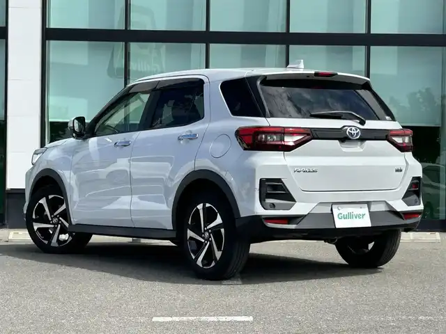 トヨタ ライズ Z 和歌山県 2023(令5)年 4.1万km シャイニングホワイトパール 純正ディスプレイオーディオ/フルセグTV/バックカメラ/(HDMI/AppleCarPlay/AndroidAuto）/スマートアシスト/プリクラッシュセーフティー/レーダークルーズコントロール/クリアランスソナー/前後ドライブレコーダー/純正フロアマット/純正アルミホイール/ETC/シートヒーター/LEDヘッドライト/フォグランプ/オートライト
