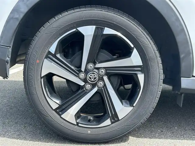 トヨタ ライズ Z 和歌山県 2023(令5)年 4.1万km シャイニングホワイトパール 純正ディスプレイオーディオ/フルセグTV/バックカメラ/(HDMI/AppleCarPlay/AndroidAuto）/スマートアシスト/プリクラッシュセーフティー/レーダークルーズコントロール/クリアランスソナー/前後ドライブレコーダー/純正フロアマット/純正アルミホイール/ETC/シートヒーター/LEDヘッドライト/フォグランプ/オートライト