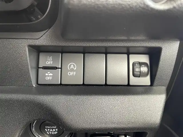 スズキ ジムニー XL 福井県 2024(令6)年 1.1万km シフォンアイボリーM ４WD/社外７インチディスプレイオーディオナビ/Bluetooth/USB/AUX/AM/FM/バックカメラ /衝突軽減ブレーキ//シートヒーター /電動格納式ミラー/プッシュスタート /オートライト /ライトレベライザー /フォグランプ/背面タイヤ/ETC/社外フロアマット