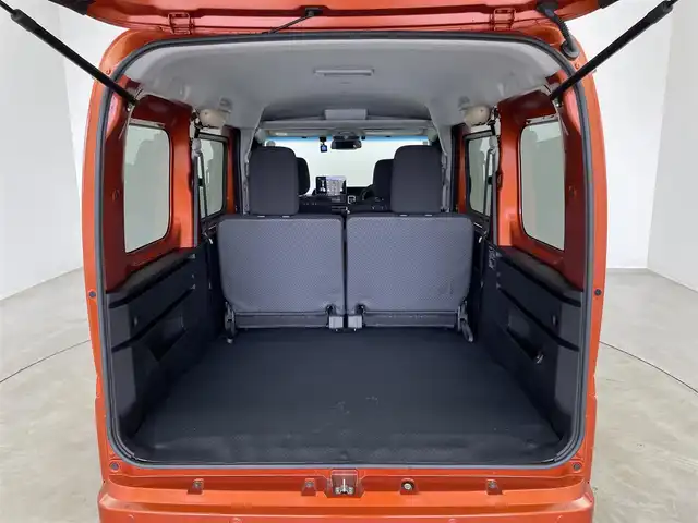 ダイハツ アトレー バン RS 埼玉県 2025(令7)年 0.5万km トニコオレンジメタリック ＡＬＰＩＮＥ９インチディスプレイオーディオ　/(FM/AM/Bluetooth/AppleCarPlay/AndroidAuto)/両側パワースライドドア　/スマートアシスト　/　　-衝突軽減ブレーキ　/　　-レーダークルーズコントロール　/　　-車線逸脱警報/　　-ふらつき機能/　　-先行車発進お知らせ機能/　　-標識認識機能/　　-アダプティブハイビームシステム/ＬＥＤヘッドライト　/バックカメラ　/コーナーセンサー/ドライブレコーダー　/ＬＥＤフォグランプ/カロッツェリアツイーター/純正フロアマット