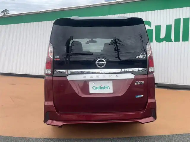 日産 セレナ ハイウェイスター V 三重県 2018(平30)年 6.8万km マルーンレッド 2トーン アルパインメモリナビ/バックカメラ/アラウンドビューモニター/エマージェンシーブレーキ/クルーズコントロール/ハンズフリーパワースライドドア（助手席側）/LEDヘッドライト/オートライト/ボディ同色電動格納ドアミラー/革巻ステアリングホイール/ステアリングスイッチ/SRSエアバック（運転席/助手席）/インテリジェントキー/プッシュスタート