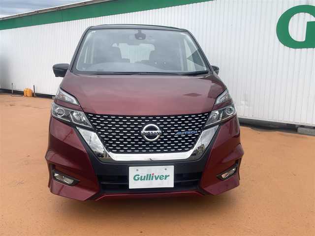 日産 セレナ ハイウェイスター V 福岡県 2018(平30)年 6.8万km マルーンレッド 2トーン アルパインメモリナビ/バックカメラ/アラウンドビューモニター/エマージェンシーブレーキ/クルーズコントロール/ハンズフリーパワースライドドア（助手席側）/LEDヘッドライト/オートライト/ボディ同色電動格納ドアミラー/革巻ステアリングホイール/ステアリングスイッチ/SRSエアバック（運転席/助手席）/インテリジェントキー/プッシュスタート