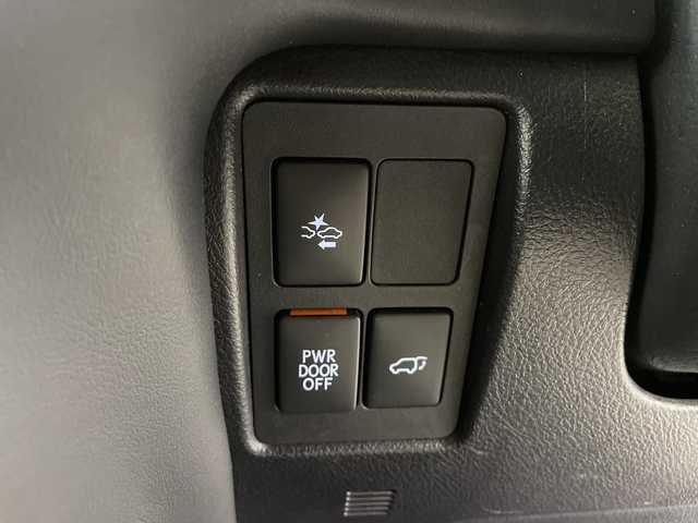 レクサス ＬＸ 570 道央・札幌 2016(平28)年 6.8万km ホワイトパールクリスタルシャイン ・4WD/・純正ナビ  BT/USB/CD/DVD/AUX/・パノラミックビューモニター/・サンルーフ/・マークレビンソン/・クールボックス/・フロントTRDグリル/スポイラー/・リアモデリスタエアロ/・レクサスセーフティシステムプラス/・パワーバックドア/・プリクラッシュセーフティ/・レーダークルーズコントロール/・ブラインドスポットモニター/・社外360°ドライブレコーダー/・レクサスクライメントコンシェルジュ/・冬タイヤ純正AW積込/・ステアリングスイッチ/ヒーター/・HUD/・センターデフロック/・パドルシフト/・純正エンジンスターター一体型スマートキー/・スペアキー×2/・カードキー×1