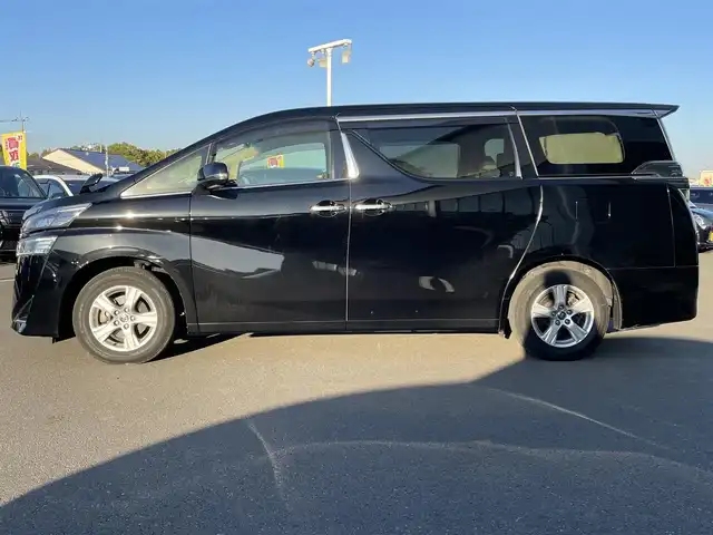 トヨタ ヴェルファイア X 東京都 2019(令1)年 4.6万km ブラック セーフティセンス/プリクラッシュセーフティ/レーントレーシングアシスト/オートハイビーム/クリアランスソナー/レーダークルーズコントロール/純正９インチナビ/バックカメラ/純正１２型フリップダウンモニター/両側パワースライドドア/AC100V電源/LEDヘッドライト/フォグランプ/純正AW/保証書・取説・スペアキー