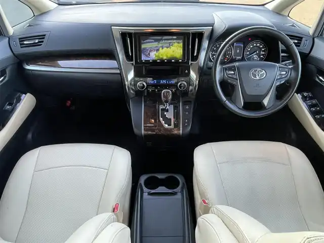 トヨタ ヴェルファイア X 東京都 2019(令1)年 4.6万km ブラック セーフティセンス/プリクラッシュセーフティ/レーントレーシングアシスト/オートハイビーム/クリアランスソナー/レーダークルーズコントロール/純正９インチナビ/バックカメラ/純正１２型フリップダウンモニター/両側パワースライドドア/AC100V電源/LEDヘッドライト/フォグランプ/純正AW/保証書・取説・スペアキー