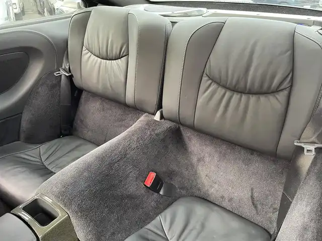 ポルシェ ９１１ ターボ 和歌山県 2007(平19)年 2.8万km 黒 ターボ/スポーツクロノパッケージ/カーボンインテリアトリム/Panasonicナビ/（フルセグTV/HDDMUSIC/CD/DVD/AM/FM/SD-Audio/VTR）/carrozzeria ウーファー/可動式リアウィング/純正20インチAW/スーパーキャットレーダー/記録簿（H19.H21.H22.H24.H25.H26.H28.H30.H31.R2.R4.R6)/純正フロアマット/シートヒーター　D/N/レザーシート/スペアキー×１/保証書/取扱説明書