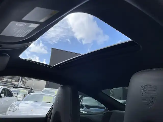 ポルシェ ９１１ ターボ 和歌山県 2007(平19)年 2.8万km 黒 ターボ/スポーツクロノパッケージ/カーボンインテリアトリム/Panasonicナビ/（フルセグTV/HDDMUSIC/CD/DVD/AM/FM/SD-Audio/VTR）/carrozzeria ウーファー/可動式リアウィング/純正20インチAW/スーパーキャットレーダー/記録簿（H19.H21.H22.H24.H25.H26.H28.H30.H31.R2.R4.R6)/純正フロアマット/シートヒーター　D/N/レザーシート/スペアキー×１/保証書/取扱説明書