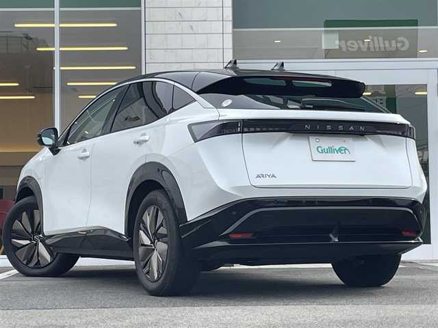 日産 アリア B6 兵庫県 2022(令4)年 3.6万km パール 純正ナビ/フルセグ/Bluetooth/アップルカープレイ/サンルーフ/BOSEサウンドシステム/レザーシート/パワーシート/ステアリングヒーター/シートヒーター/シートベンチレーション/シートメモリ/プロパイロット/エマージェンシーブレーキ/デジタルインナーミラー/ドライブレコーダー/ETC