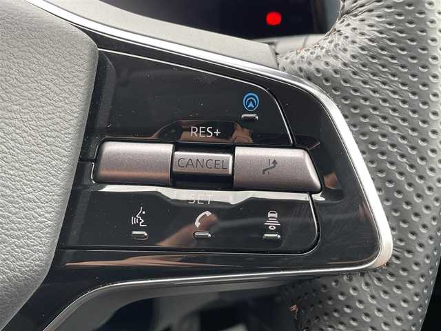 日産 アリア B6 兵庫県 2022(令4)年 3.6万km パール 純正ナビ/フルセグ/Bluetooth/アップルカープレイ/サンルーフ/BOSEサウンドシステム/レザーシート/パワーシート/ステアリングヒーター/シートヒーター/シートベンチレーション/シートメモリ/プロパイロット/エマージェンシーブレーキ/デジタルインナーミラー/ドライブレコーダー/ETC