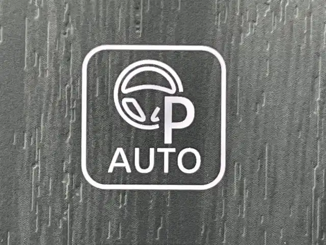 日産 アリア B6 兵庫県 2022(令4)年 3.6万km パール 純正ナビ/フルセグ/Bluetooth/アップルカープレイ/サンルーフ/BOSEサウンドシステム/レザーシート/パワーシート/ステアリングヒーター/シートヒーター/シートベンチレーション/シートメモリ/プロパイロット/エマージェンシーブレーキ/デジタルインナーミラー/ドライブレコーダー/ETC