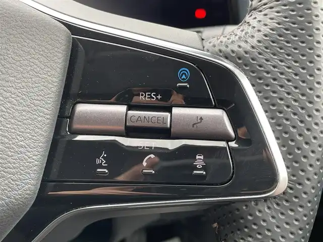 日産 アリア B6 兵庫県 2022(令4)年 3.6万km パール 純正ナビ/フルセグ/Bluetooth/アップルカープレイ/サンルーフ/BOSEサウンドシステム/レザーシート/パワーシート/ステアリングヒーター/シートヒーター/シートベンチレーション/シートメモリ/プロパイロット/エマージェンシーブレーキ/デジタルインナーミラー/ドライブレコーダー/ETC