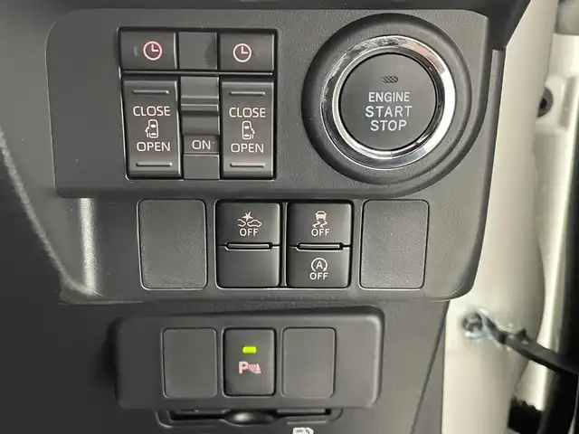 トヨタ ルーミー カスタムG－T 愛知県 2025(令7)年 0.1千km ブラックマイカメタリック/パールホワイト2トーン 登録済未使用車/走行距離１０km/純正９インチディスプレイオーディオ/スマートアシストIII/コンフォートパッケージ/HDMI/パノラミックビューモニター/レーダークルーズコントロール/シートヒーター/パーキングセンサー/両側パワースライドドア/ETC/フルセグTV/LEDオートライト/フォグランプ/純正アルミホイール/純正フロアマット/衝突被害軽減ブレーキ/禁煙車