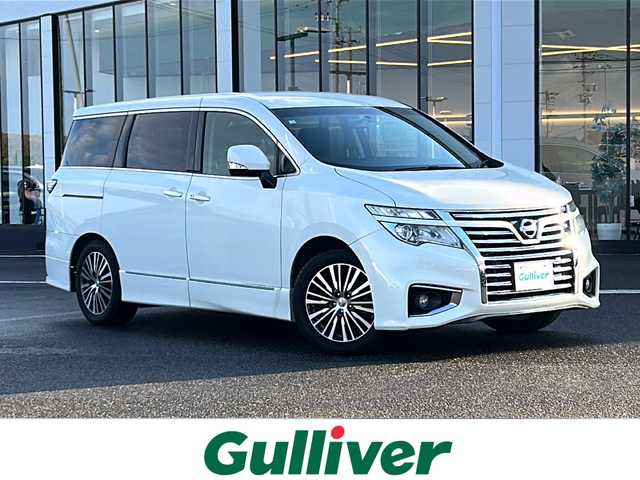 日産 エルグランド 250ハイウェイスター 新潟県 2014(平26)年 5.5万km ブリリアントホワイトパール 純正ナビ/(Bluetooth/AM/FM/CD/DVD)/フルセグTV/両側パワースライドドア/バックカメラ/4WD/HIDヘッドライト/ハーフレザーシート/オットマン/ドライブレコーダー(前後)/純正18インチアルミホイール/ETC/プッシュスタート/ステアリングスイッチ