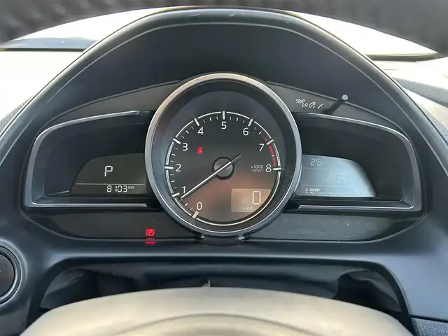 マツダ ＣＸ－３ 15S ツーリング 群馬県 2023(令5)年 0.9万km プラチナクォーツメタリック 純正SDナビ(CD/DVD/BT/USB/AUX)/フルセグTV/純正ビルトインETC/全方位カメラ/プッシュスタート/電動パーキングブレーキ/オートホールド/純正フロアマット/電動格納ミラー/ドアバイザー/ウインカーミラー/ヘッドアップディスプレイ/アドバンスト・スマート・シティ・ブレーキ・サポート/スマート・シティブレーキサポート/AT誤発進抑制制御/レーダークルーズコントロール/車線逸脱警報システム/ブラインドスポットモニター/TCS