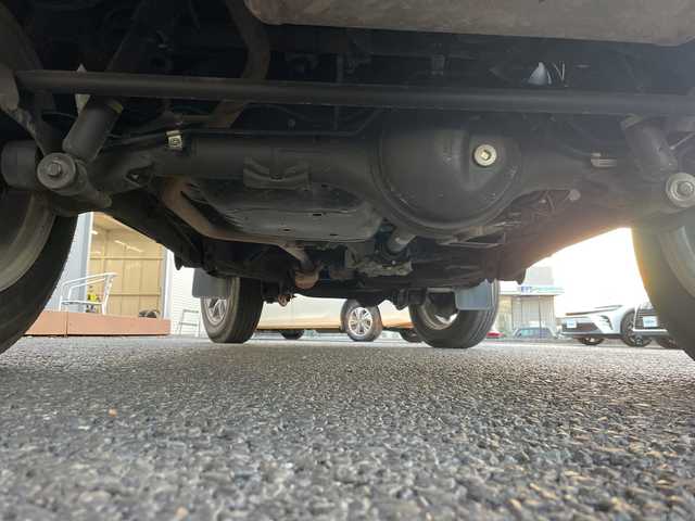 スズキ ジムニー XC 茨城県 2019(令1)年 9万km ジャングルグリーン ナビ　/-(SD/フルセグTV/BT/FM/AM/iPod/USB)/衝突軽減装置　/禁煙車　/バックカメラ　/ＥＴＣ２．０　/４ＷＤ　/ヒーテッドドアミラー　/前席シートヒーター/ドライブレコーダー　/純正１６インチアルミホイール　/５ＭＴ　/プッシュスタート/ヘッドライトウォッシャー