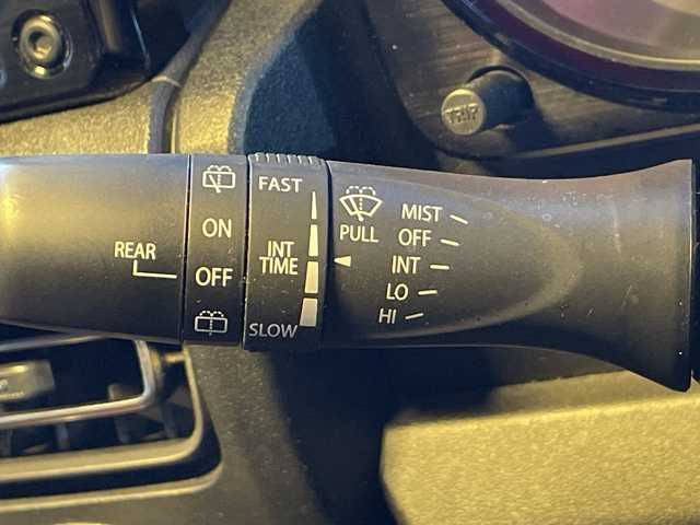 スズキ ジムニー XC 茨城県 2019(令1)年 9万km ジャングルグリーン ナビ　/-(SD/フルセグTV/BT/FM/AM/iPod/USB)/衝突軽減装置　/禁煙車　/バックカメラ　/ＥＴＣ２．０　/４ＷＤ　/ヒーテッドドアミラー　/前席シートヒーター/ドライブレコーダー　/純正１６インチアルミホイール　/５ＭＴ　/プッシュスタート/ヘッドライトウォッシャー