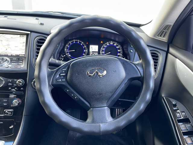 日産 スカイライン クロスオーバー 370GT 三重県 2011(平23)年 19.1万km ブリリアントシルバー メーカーナビ/フルセグTV/バックカメラ/ETC/ハーフレザーシート/パワーシート/ステアリングスイッチ/横滑り防止装置/プッシュスタート/スマートキー/電動格納ミラー/LEDオートライト/純正18インチAW