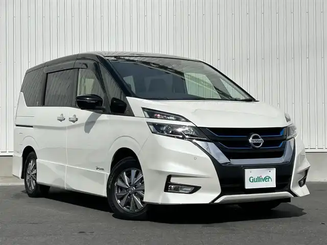 日産 セレナ e－パワー ハイウェイスター V 群馬県 2019(平31)年 4.2万km ブリリアントホワイトパール 2トーン 純正9インチナビ/（CD/DVD/Bluetooth/SD/HDMI）/フルセグテレビ/純正フリップダウンモニター/セーフティパックB/・プロパイロット/・車線逸脱防止支援システム/・SRSエアバック（カーテン/サイド）/・インテリジェントアラウンドビューモニター/・インテリジェントルームミラー/・踏み間違い衝突防止アシスト/・インテリジェントパーキングアシスト/・標識検知機能/・ふらつき警報/・フロント/バックソナー/・ヒーター付ドアミラー/・電動パーキングブレーキ/・オートブレーキホールド/ハンズフリー両側パワースライドドア/LEDヘッドランプ/ハイビームアシスト/ETC/純正ドライブレコーダー/プッシュスタート/ステアリングリモコン/2列目超ロングスライド/横スライドシート/スライド機能付スマートアップ3列目シート/パーソナルテーブル（2列目/3列目）/USB電源ソケット（2列目/3列目）